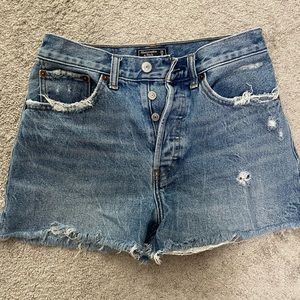 High rise Abercrombie shorts!